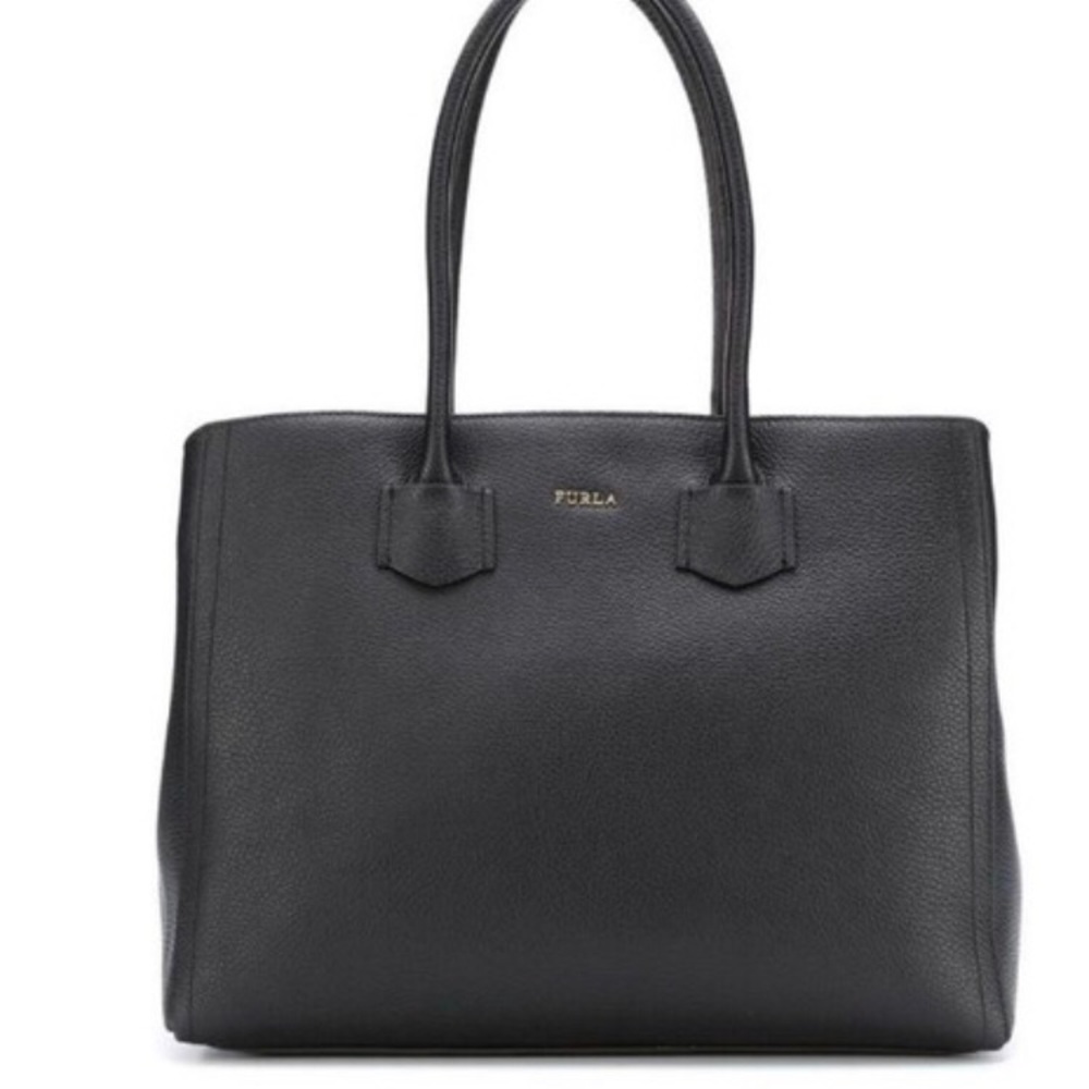 The Furla Alba tote bag